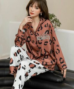 pyjamas-lua-satin-dep-mat-blingerie