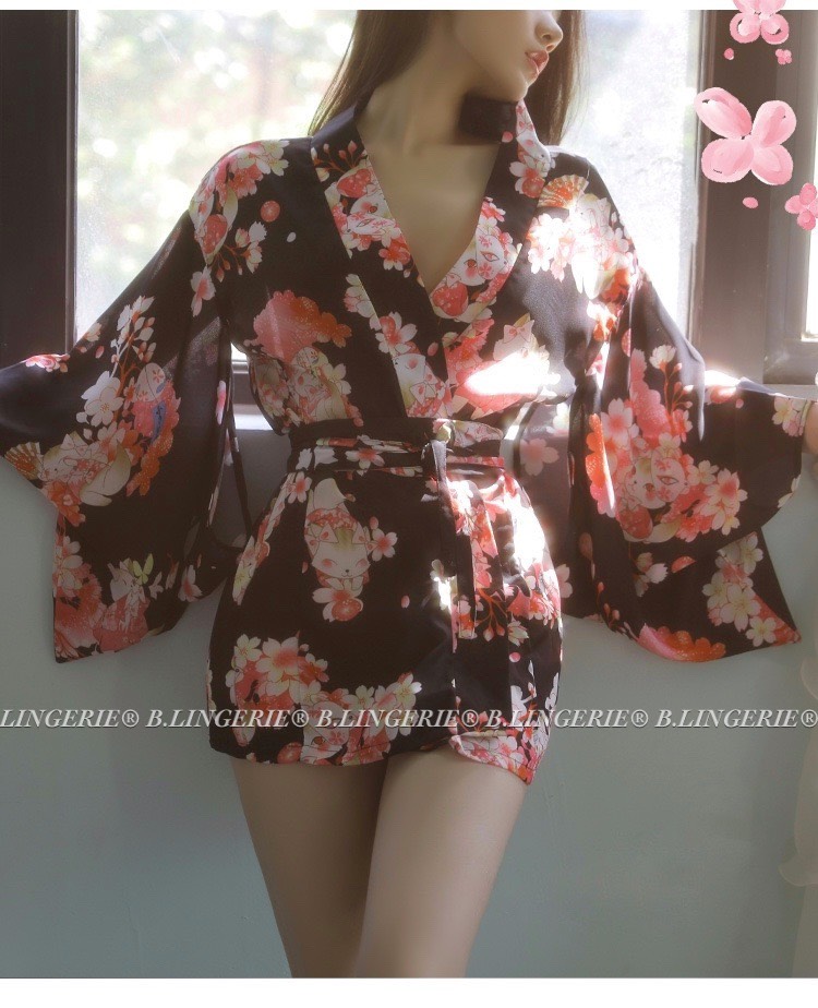 cosplay-vay-ngu-kimono-blingerie