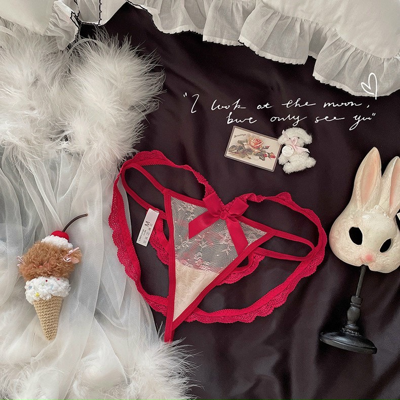 Quần Lót Lọt Khe Nữ