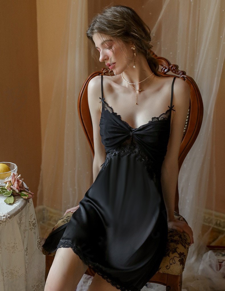 Váy Ngủ Ren Hai Dây