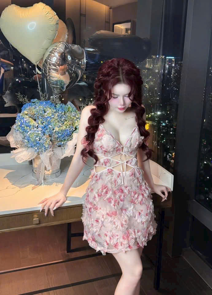 Váy Ngủ Nữ Ren Hoa Xinh Xắn