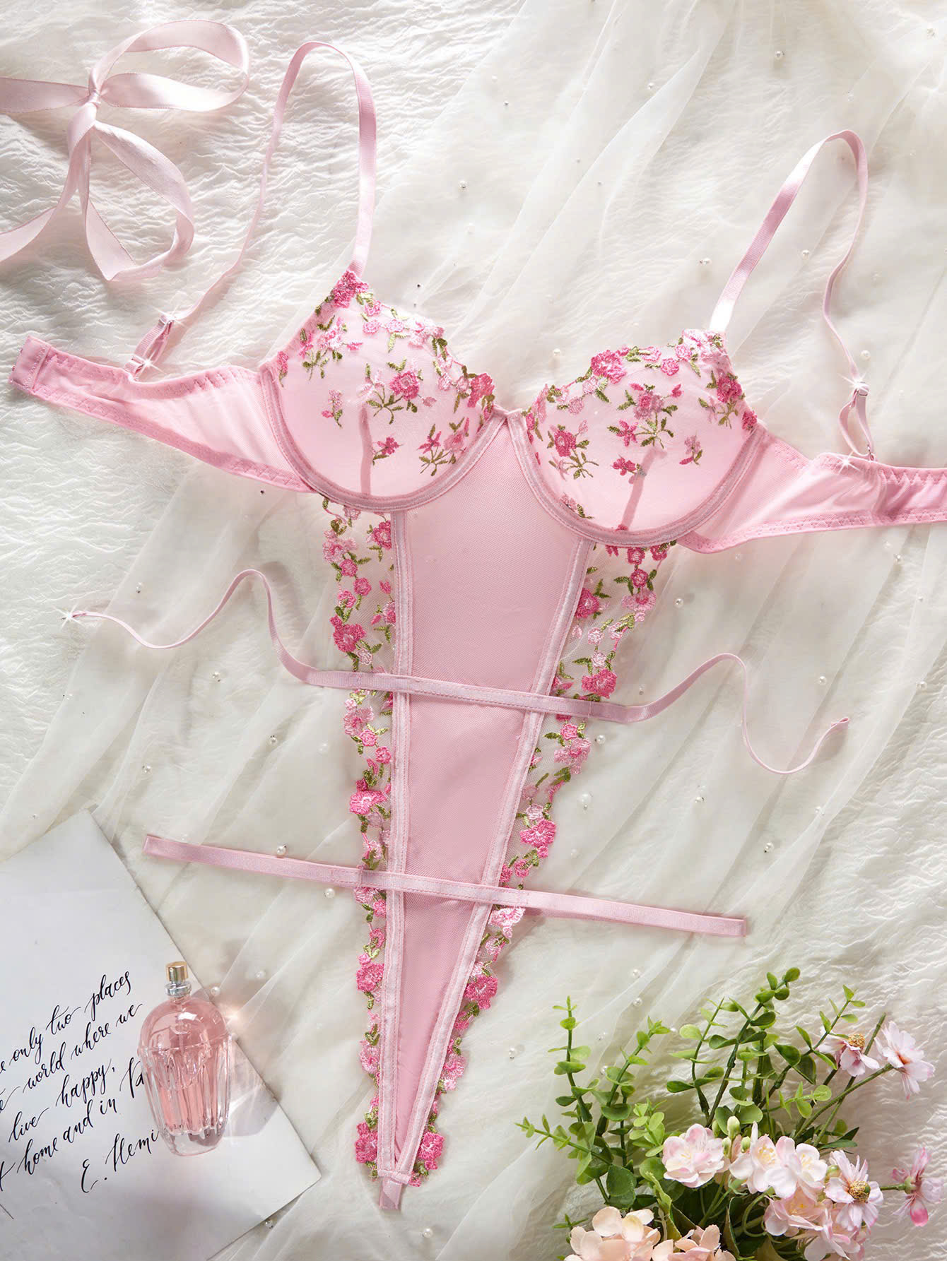 Bộ Bodysuit Ren Hoa Hồng Nhỏ