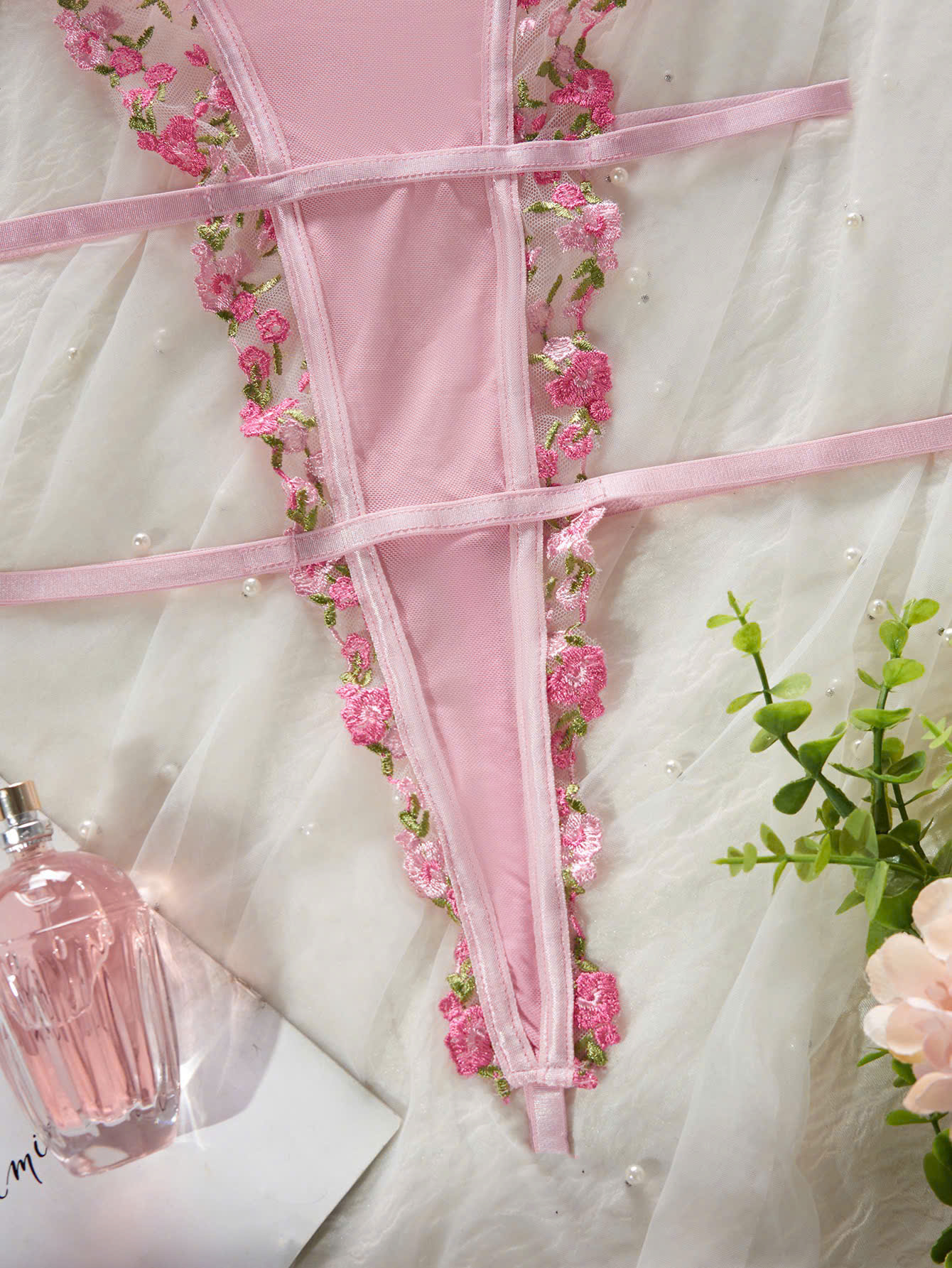 Bộ Bodysuit Ren Hoa Hồng Nhỏ