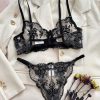 Bộ Bra Nữ Ren Tôn Dáng