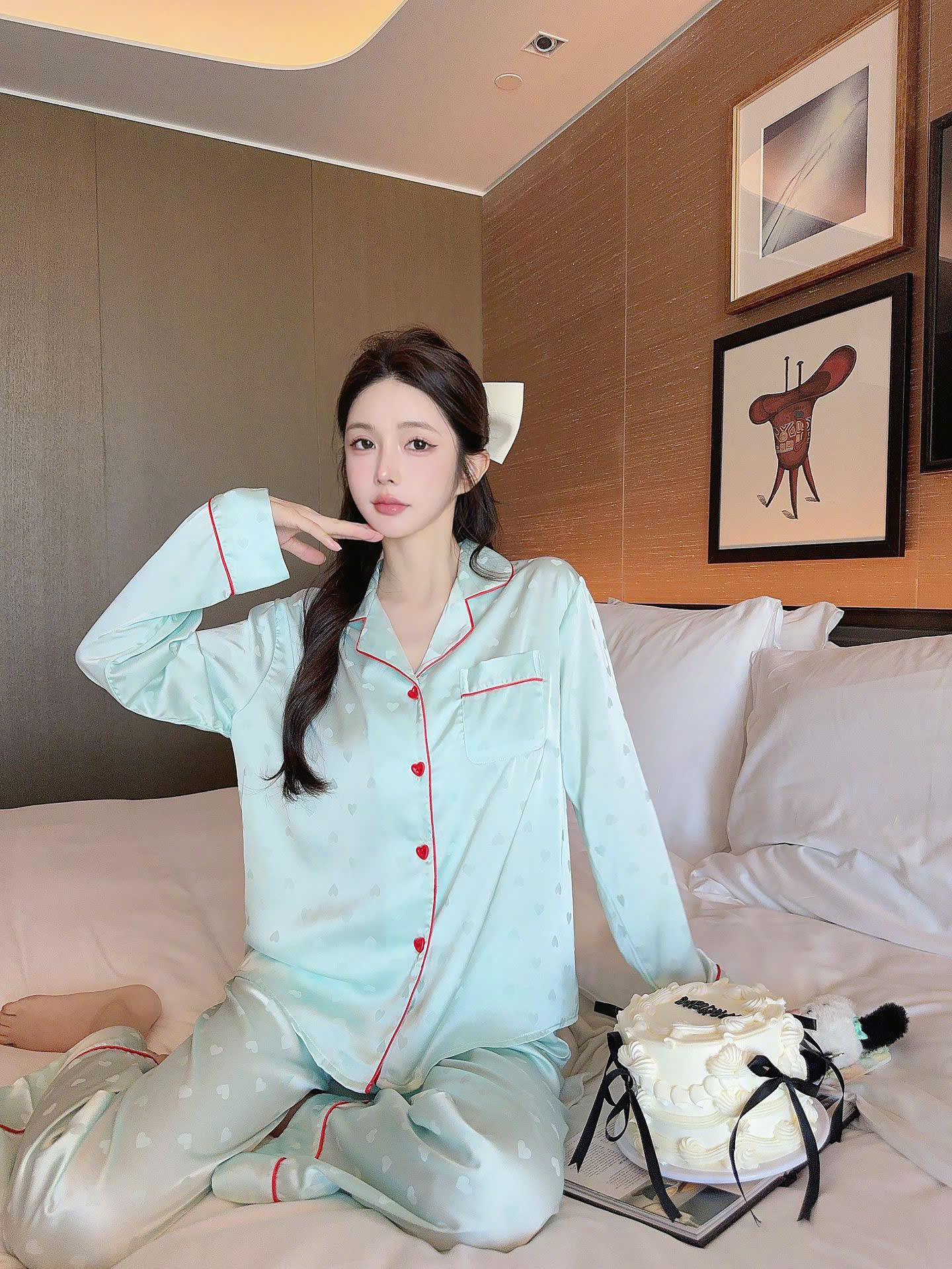 Bộ Pijama Trái Tim Nữ Tính