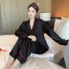 Bộ Pijama Trái Tim Nữ Tính