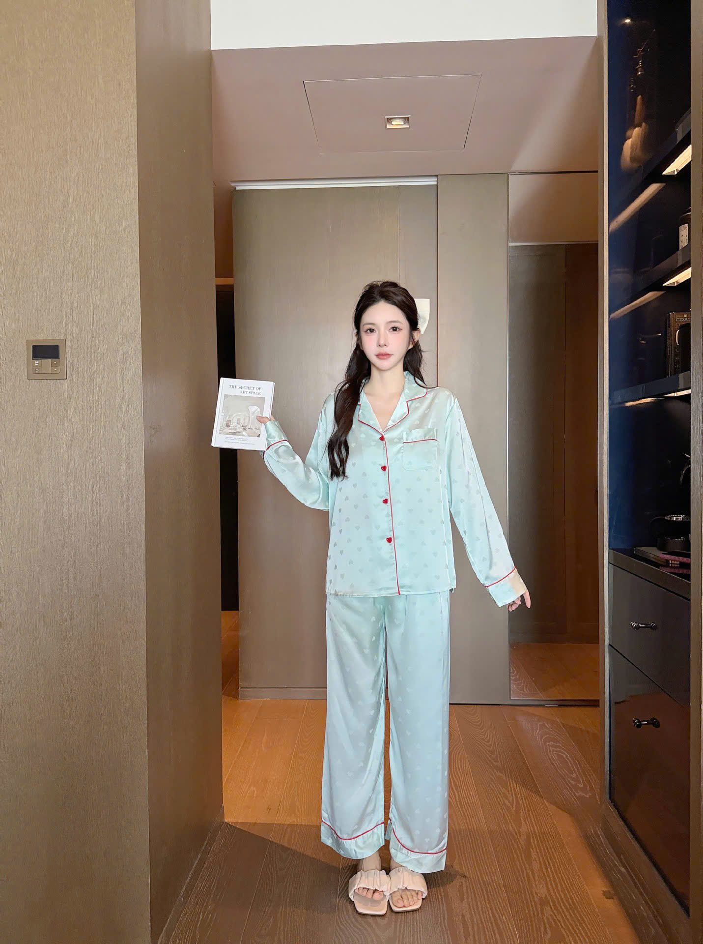 Bộ Pijama Trái Tim Nữ Tính