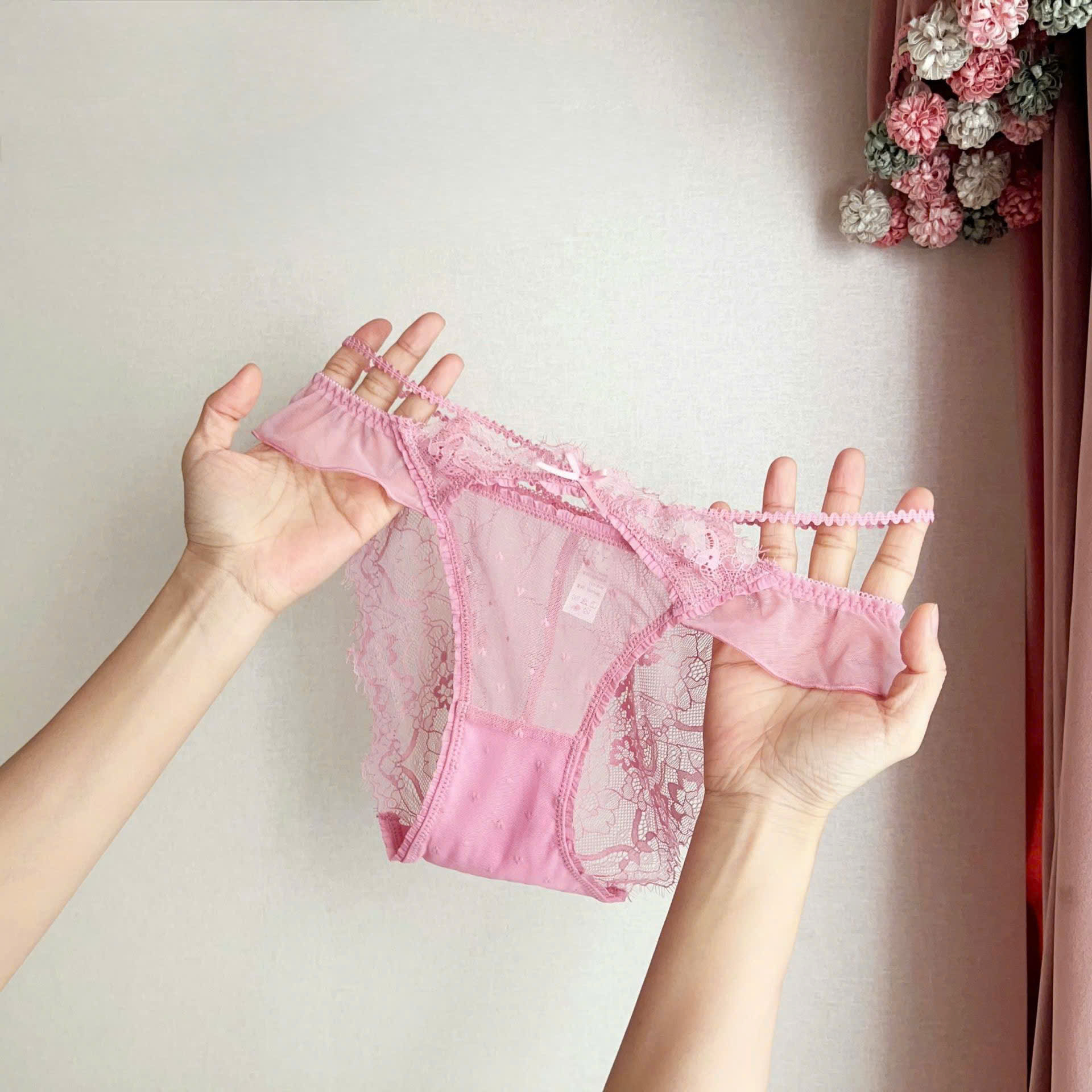 Quần Lót Ren Năng Động