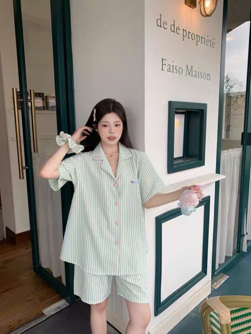 Bộ Pyjama Nữ Sọc Đáng Yêu