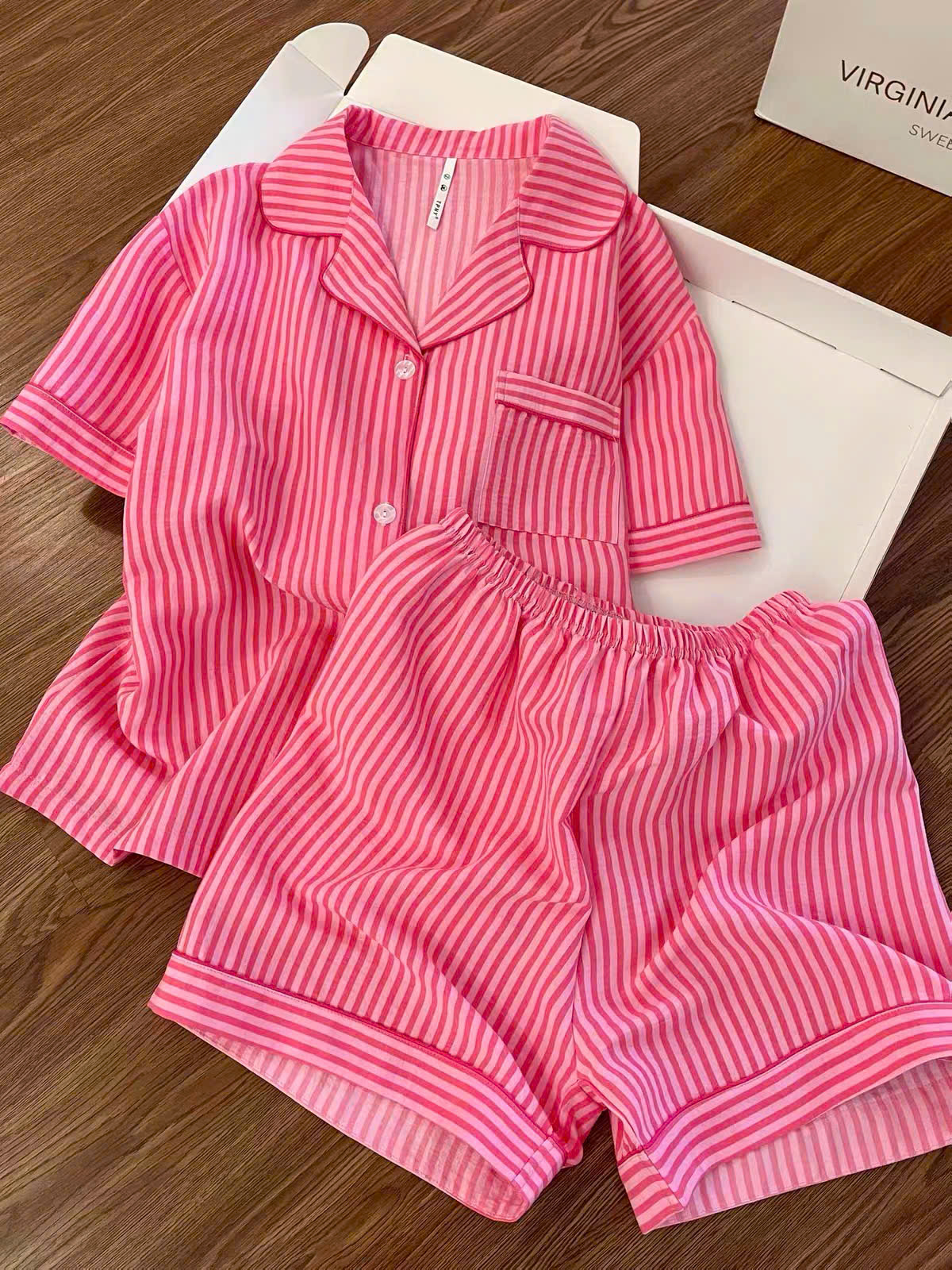 Bộ Pyjama Nữ Sọc Dễ Thương