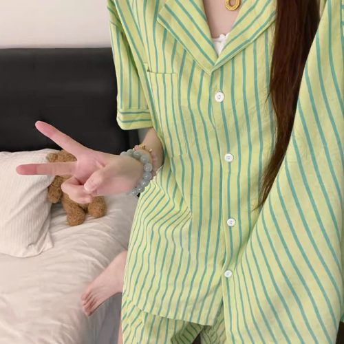 Bộ Pyjama Sọc Thoải Mái