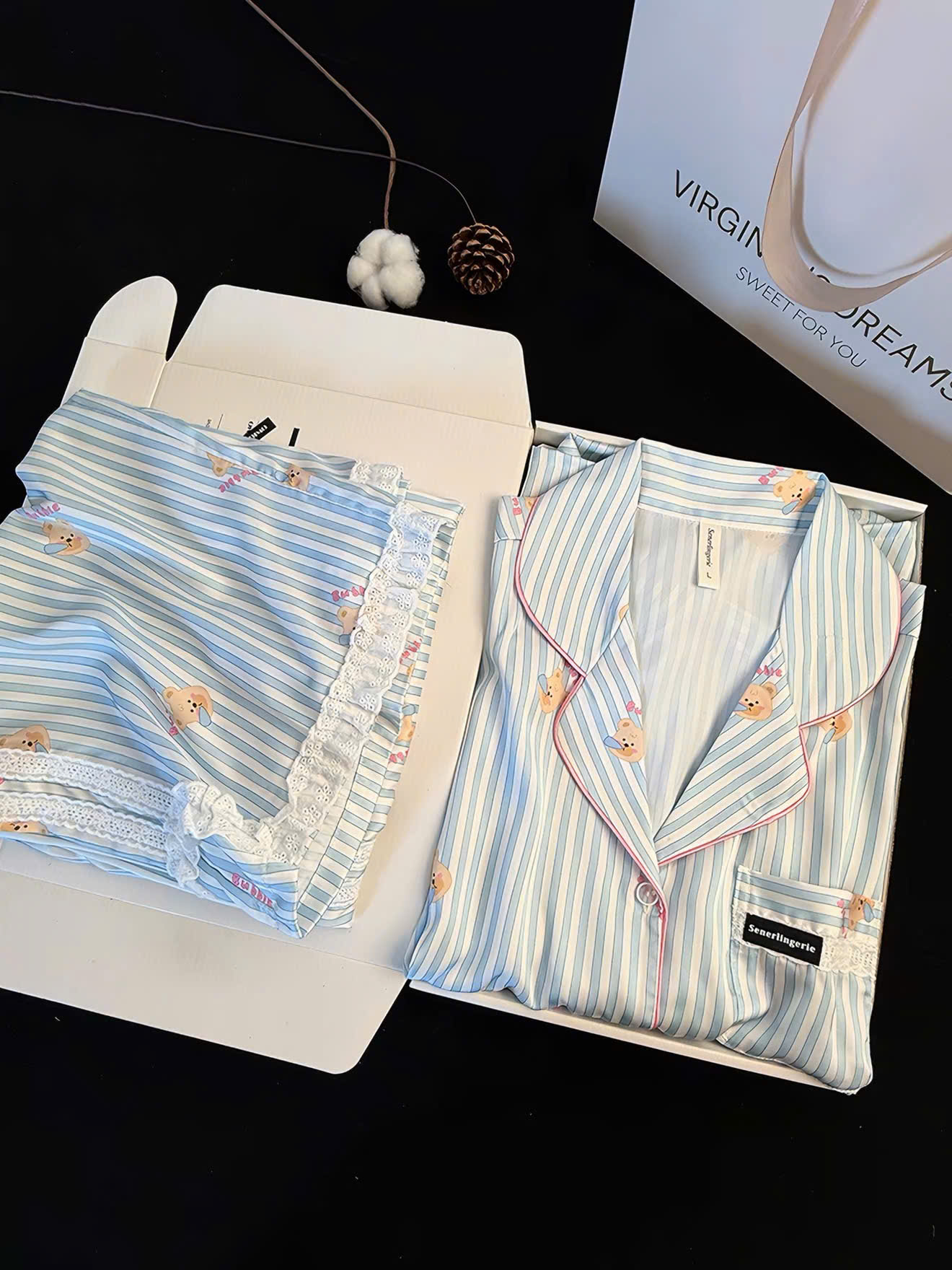 Bộ Pyjama Gấu Đáng Yêu