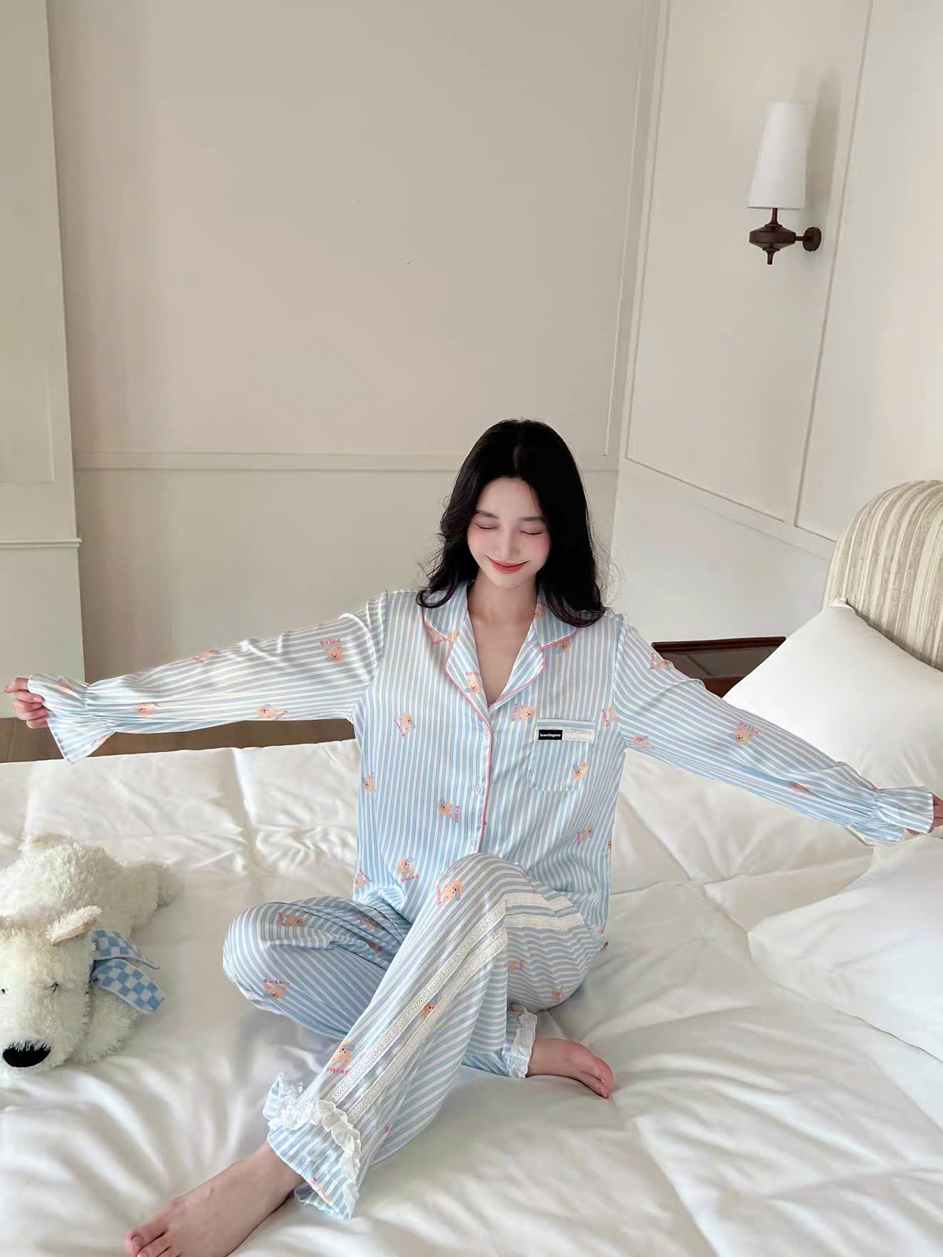 Bộ Pyjama Gấu Đáng Yêu