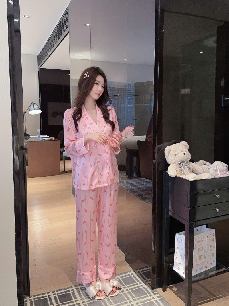 Bộ Pyjama Nơ Sọc Hồng