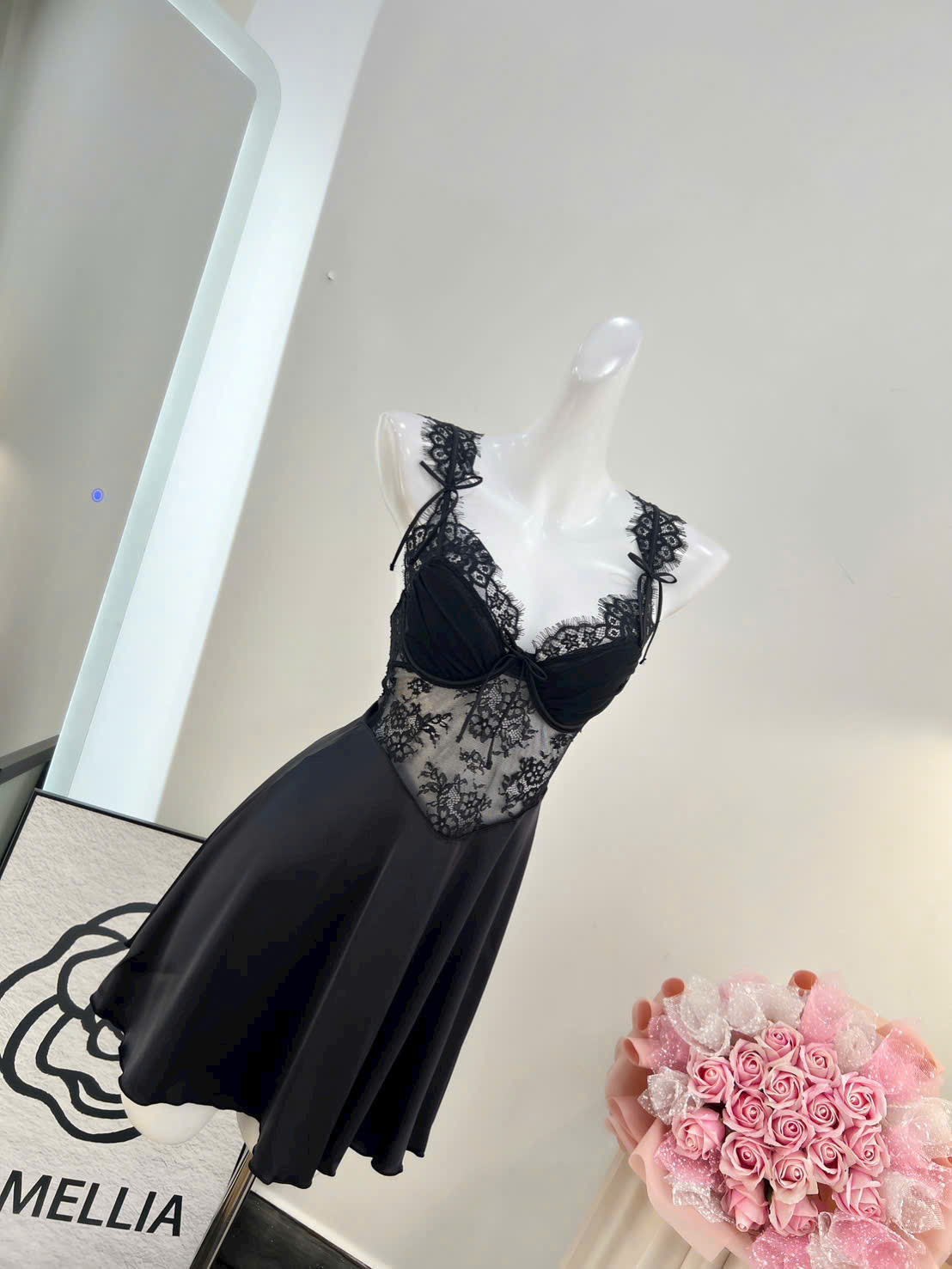 Đầm Ngủ Lụa Dây Nơ Phối Ren