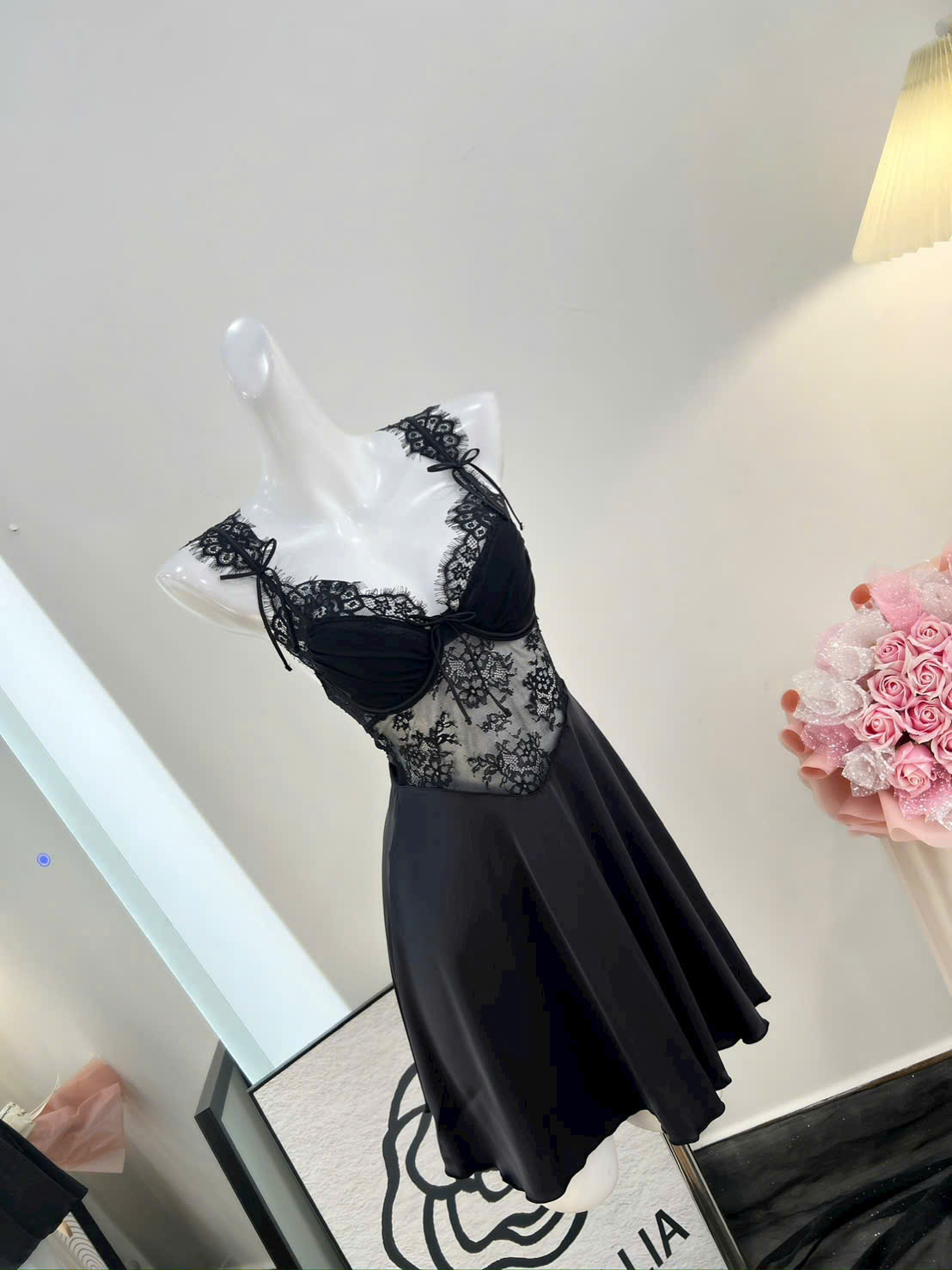 Đầm Ngủ Lụa Dây Nơ Phối Ren