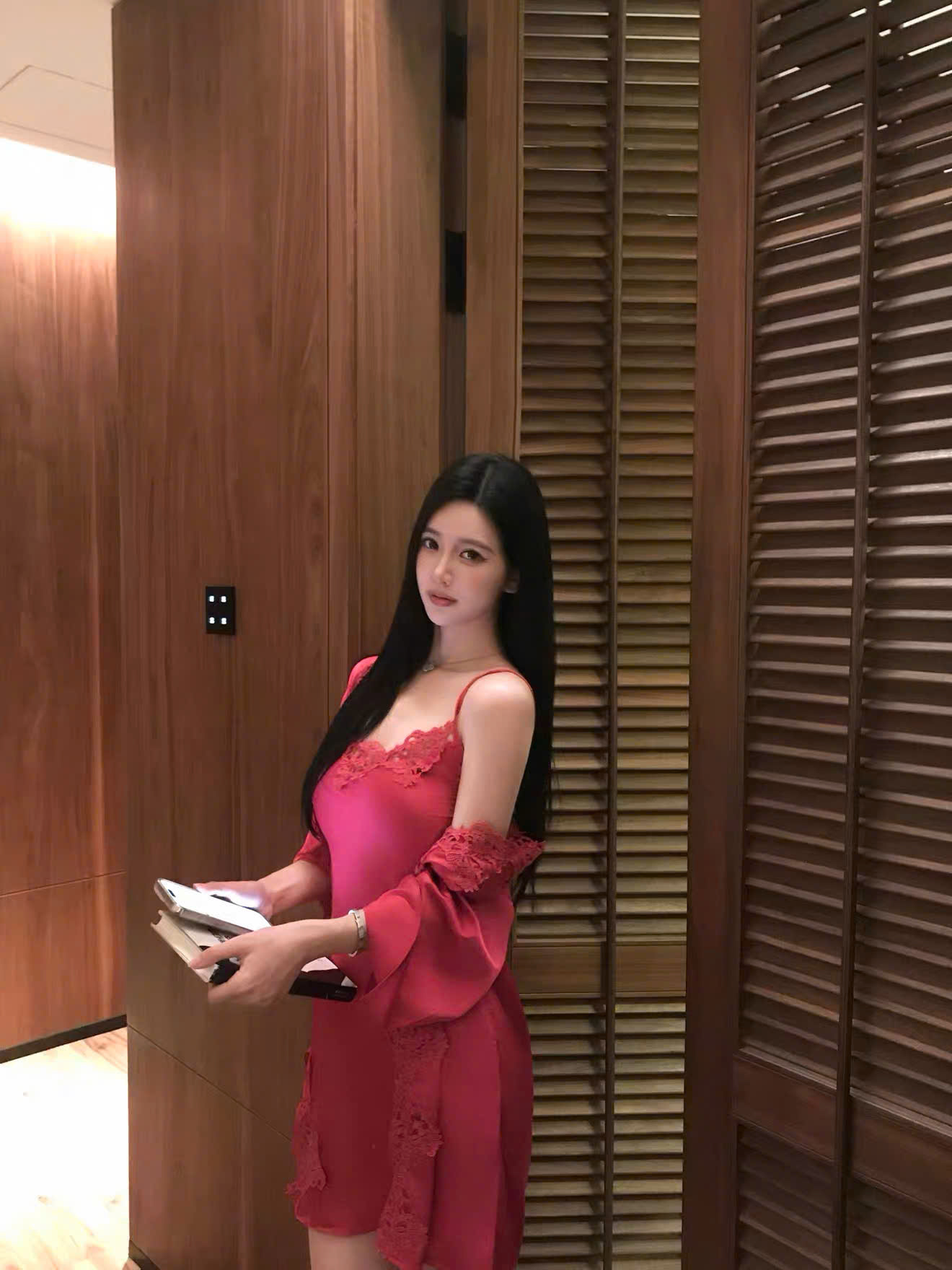 Set Váy Ngủ Satin Phối Ren
